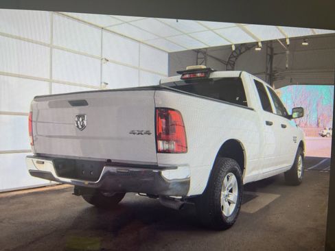 Used 2020 RAM 1500 Tradesman w/ Chrome Appearance Group image 10