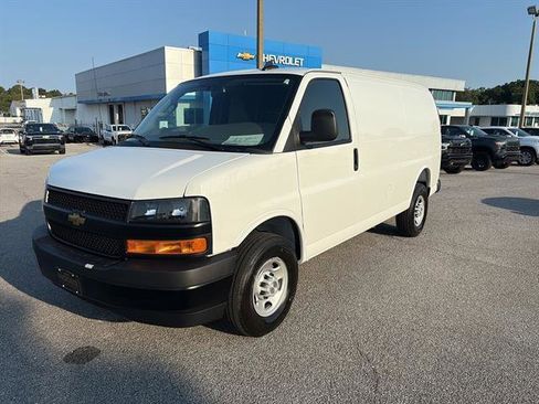 New 2025 Chevrolet Express 2500 w/ Enhanced Convenience Package image 3
