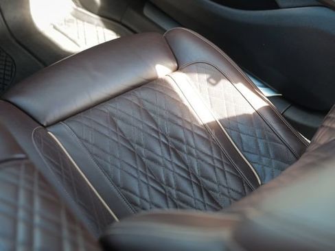 Used 2020 BMW 750i xDrive w/ Executive Package AWD/4WD image 32