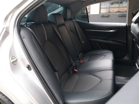 Used 2020 Toyota Camry XSE image 29