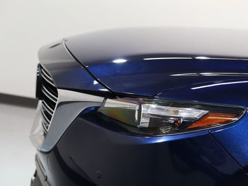 Used 2019 MAZDA CX-9 Touring w/ Touring Premium Package image 17