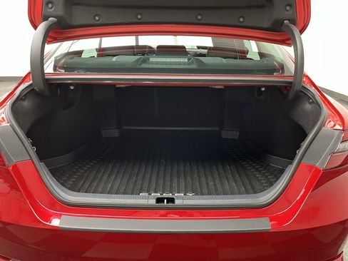 Used 2024 Toyota Camry XSE w/ Navigation Package image 32