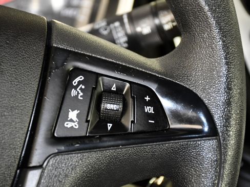 Used 2017 Chevrolet Equinox LS FWD image 21
