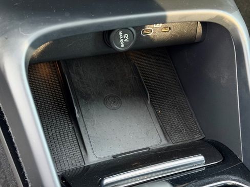 Used 2023 Volvo C40 P8 Recharge Plus w/ Protection Package Premier image 25