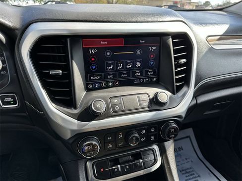 Certified 2023 GMC Acadia SLE w/ Driver Convenience Package image 18