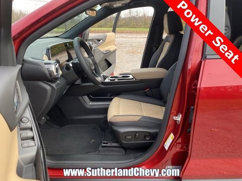 New 2026 Chevrolet Equinox ACTIV image 16