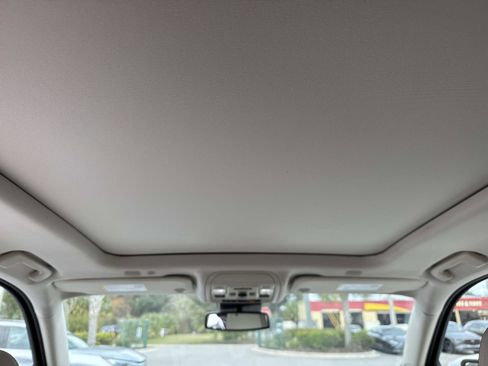 Used 2023 GMC Yukon Denali image 19