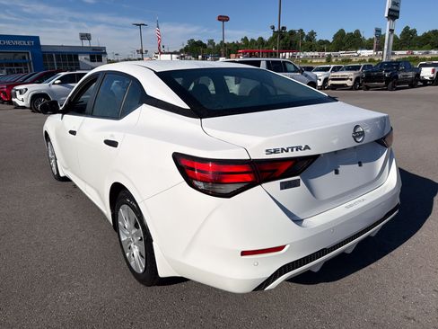 Used 2024 Nissan Sentra S FWD image 8