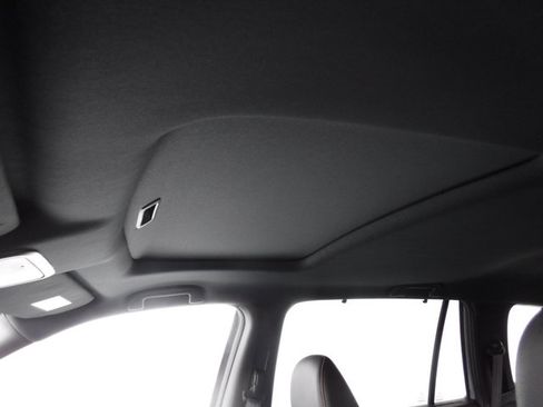 Used 2022 Honda Passport TrailSport image 12