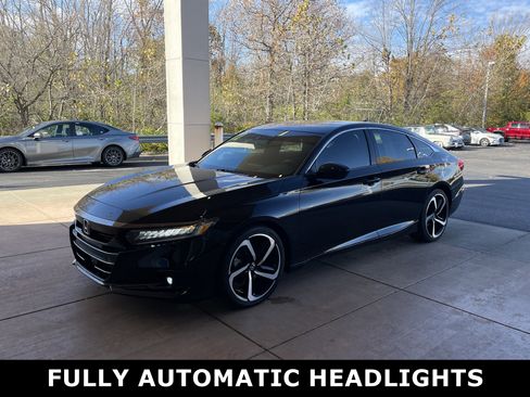 Used 2022 Honda Accord Sport image 3