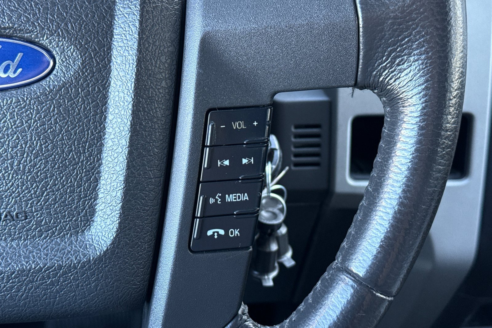 Used 2012 Ford F150 XLT w/ XLT Convenience Pkg RWD image 27