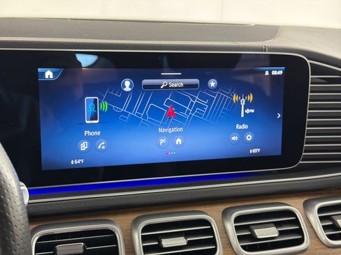 Certified 2025 Mercedes-Benz GLS 450 4MATIC image 23