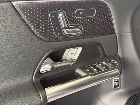 Used 2026 Mercedes-Benz GLA 250 4MATIC image 14