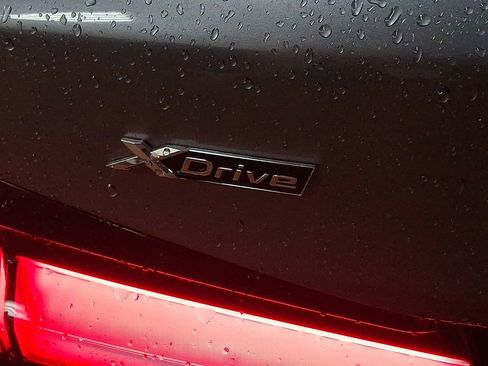 Used 2022 BMW 540i xDrive w/ Convenience Package image 30