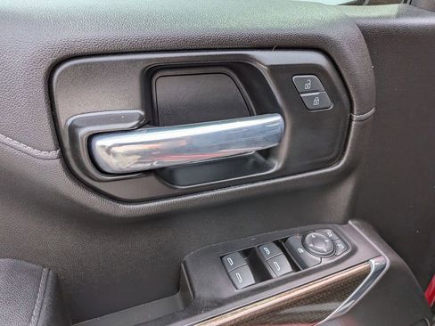 Used 2021 Chevrolet Silverado 1500 RST w/ Z71 Off-Road Package AWD/4WD image 11