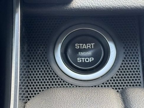 Used 2019 Land Rover Range Rover Sport HSE AWD/4WD image 17