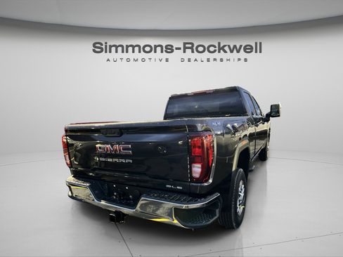 New 2026 GMC Sierra 2500 SLE w/ SLE Value Package; image 7