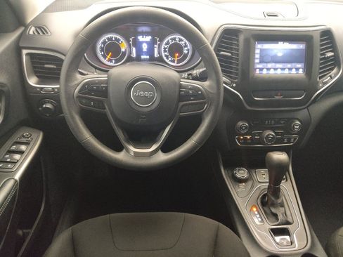 Used 2020 Jeep Cherokee Latitude AWD/4WD image 22