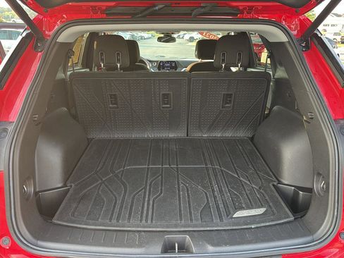 Used 2021 Chevrolet Blazer LT FWD image 32
