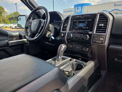 Used 2015 Ford F150 XLT w/ Equipment Group 302A Luxury AWD/4WD image 16