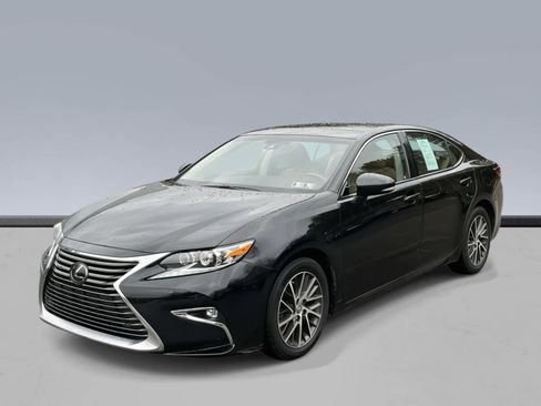 Used 2017 Lexus ES 350 w/ Luxury Package image 1