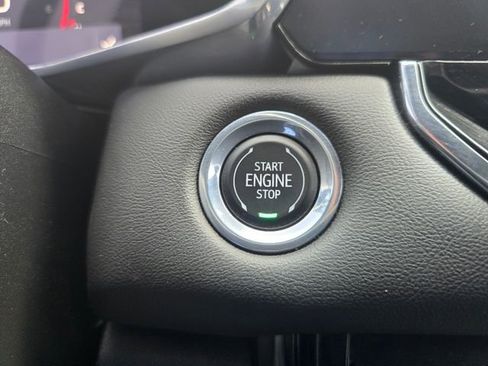 Used 2023 GMC Canyon Elevation image 19