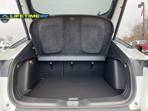 Used 2024 Buick Envista Preferred w/ Convenience I Package image 9