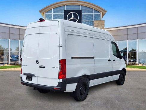 New 2025 Mercedes-Benz Sprinter 2500 image 4