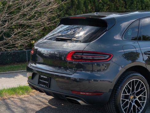 Used 2018 Porsche Macan image 13