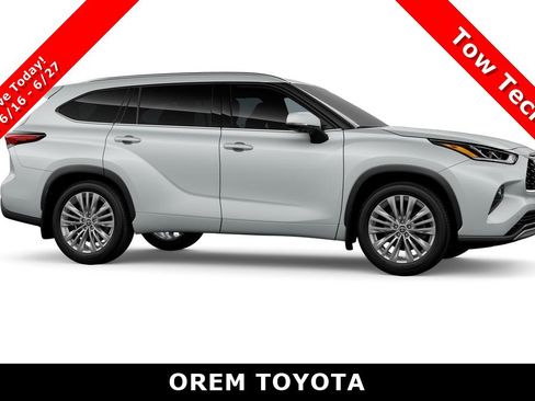 New 2026 Toyota Highlander Platinum AWD/4WD image 13