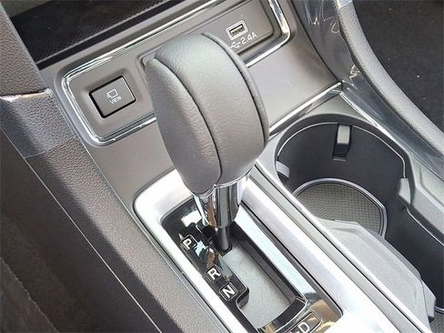 New 2026 Subaru Ascent Limited image 7