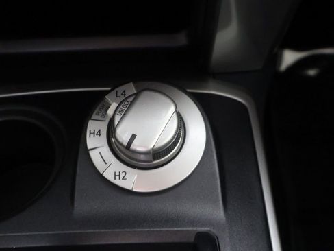 Used 2018 Toyota 4Runner SR5 AWD/4WD image 45