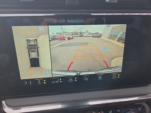 Used 2023 GMC Sierra 1500 AT4 w/ AT4 Preferred Package image 18