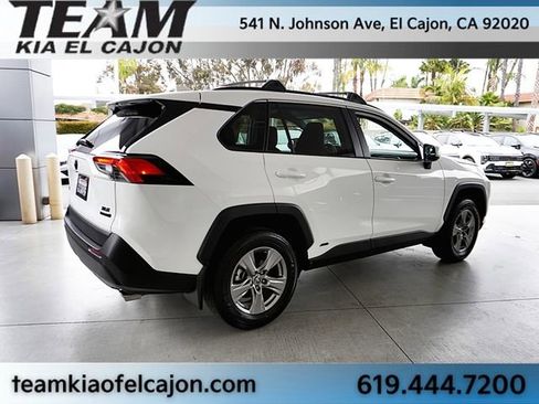 Used 2024 Toyota RAV4 XLE AWD/4WD image 8