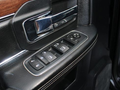 Used 2016 RAM 2500 Laramie w/ Sport Appearance Group image 20