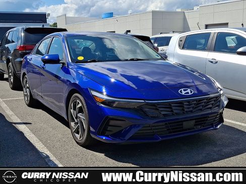 Used 2024 Hyundai Elantra Limited FWD image 1