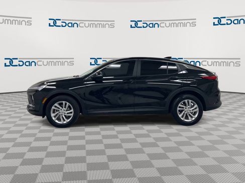 Used 2025 Buick Envista Preferred w/ Convenience II Package image 5