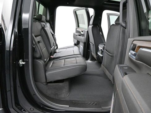 Used 2024 Chevrolet Silverado 2500 High Country w/ High Country Premium Package AWD/4WD image 33
