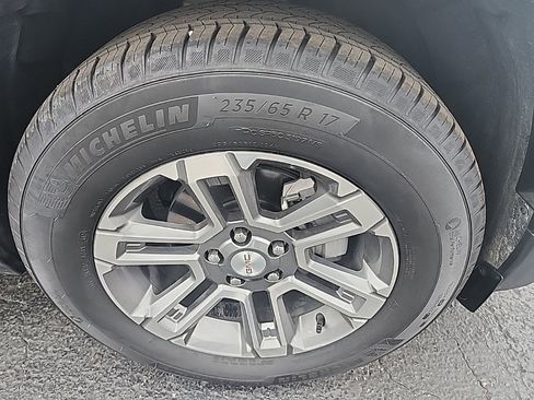 New 2025 GMC Terrain Elevation image 10