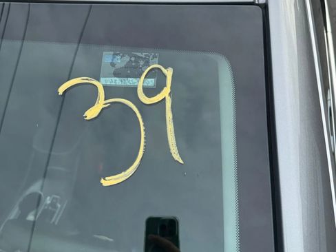 Used 2024 Chevrolet Malibu LT image 27