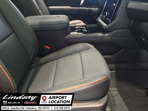 New 2026 GMC Yukon AT4 image 21