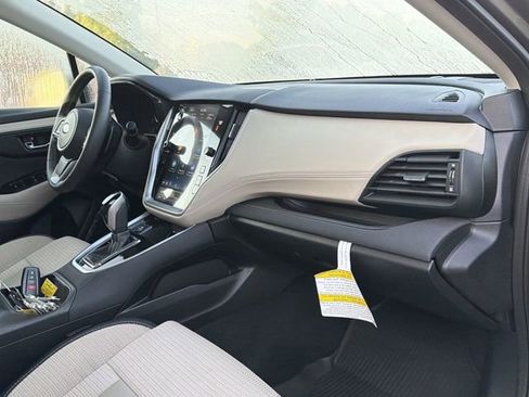 Certified 2025 Subaru Outback Premium w/ Popular Package #1A AWD/4WD image 19