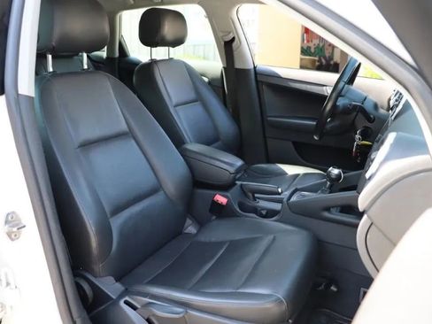 Used 2013 Audi A3 2.0T Premium image 9