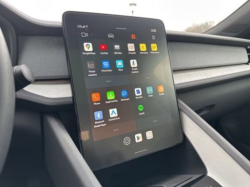 Used 2024 Polestar Polestar 2 image 22