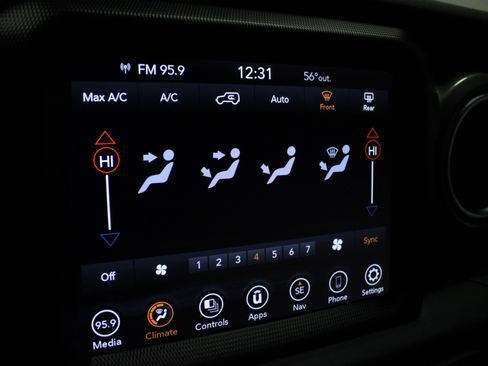 Used 2023 Jeep Wrangler Sahara image 24