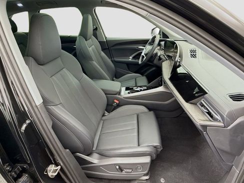 Used 2025 Audi Q5 Premium Plus w/ Premium Plus image 21