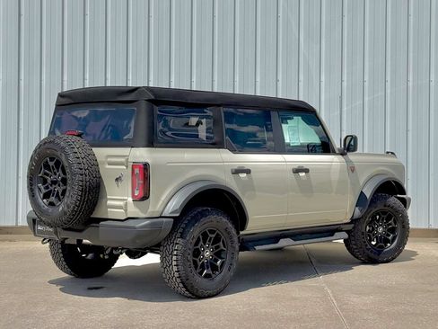 New 2026 Ford Bronco Badlands AWD/4WD image 6