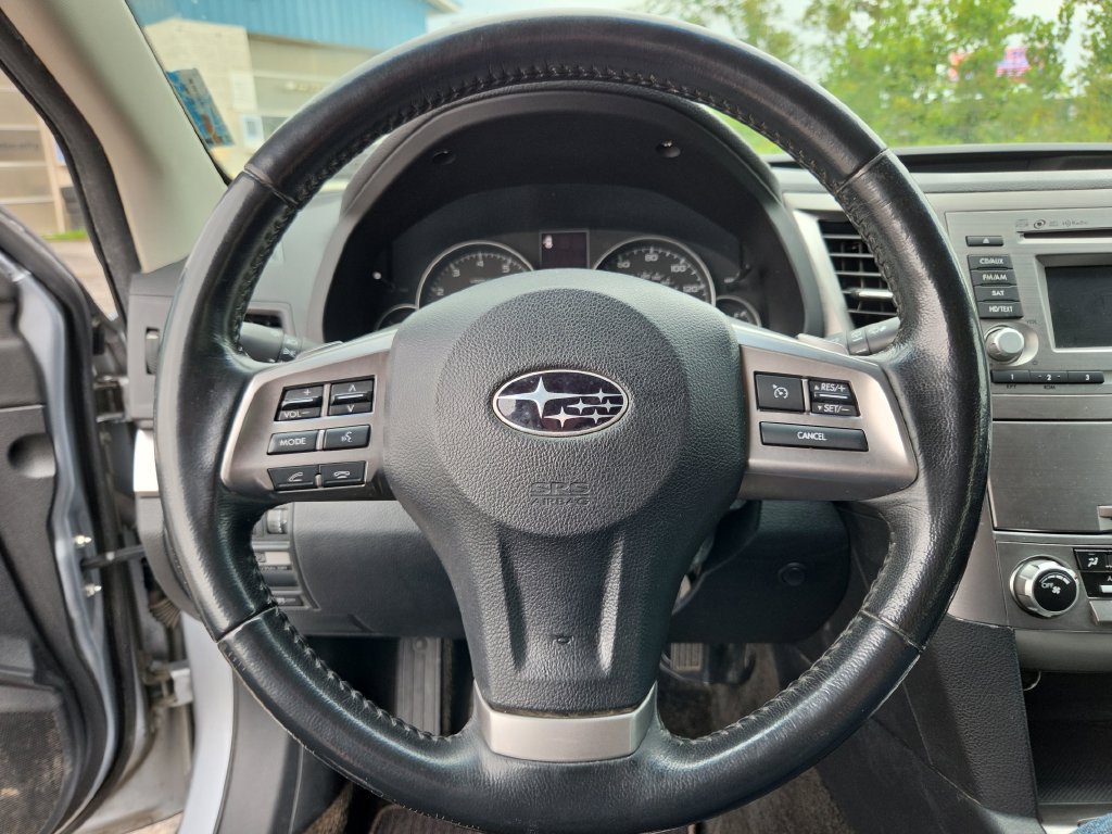 Used 2014 Subaru Outback 2.5i Premium w/ Popular Package #1A AWD/4WD image 26