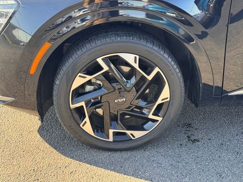 Used 2023 Kia Sportage SX image 9