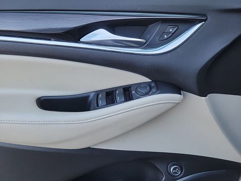 Used 2021 Buick Enclave Essence w/ Sound and Sites Package image 36